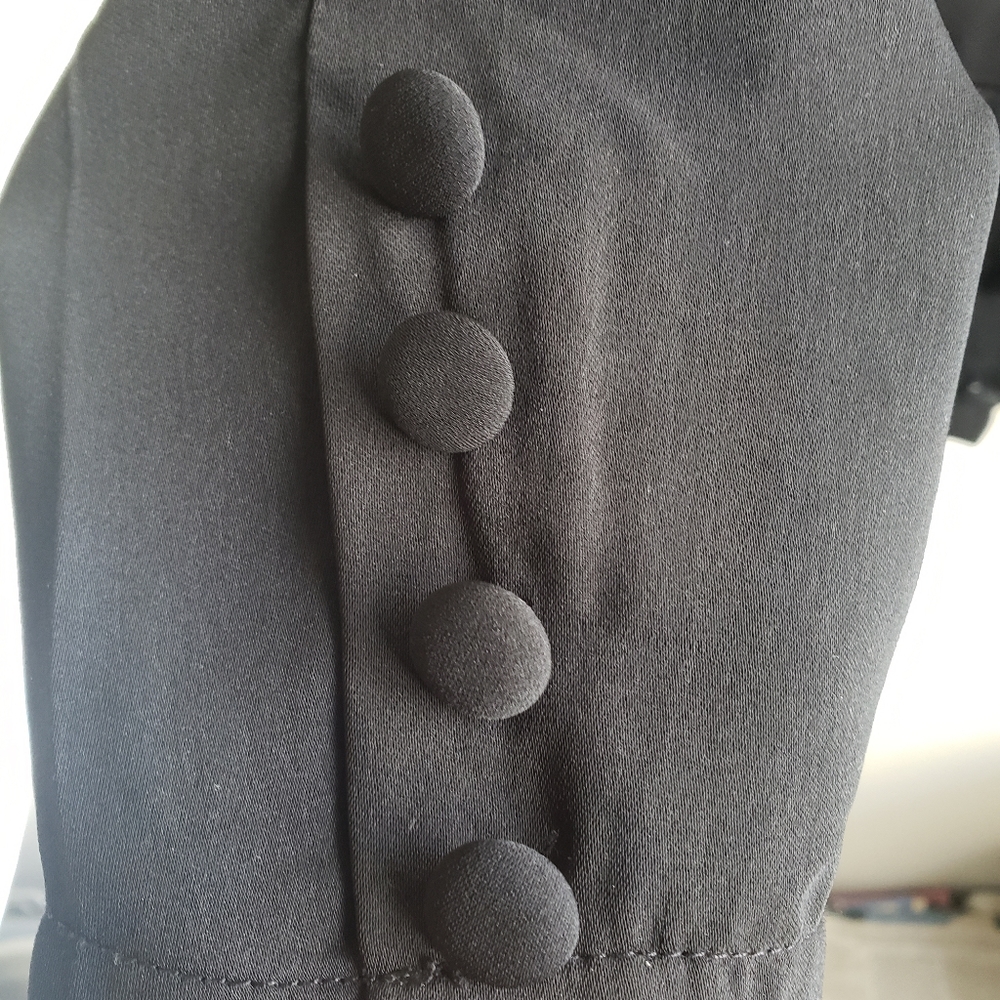 Top - Picture 3 of 5